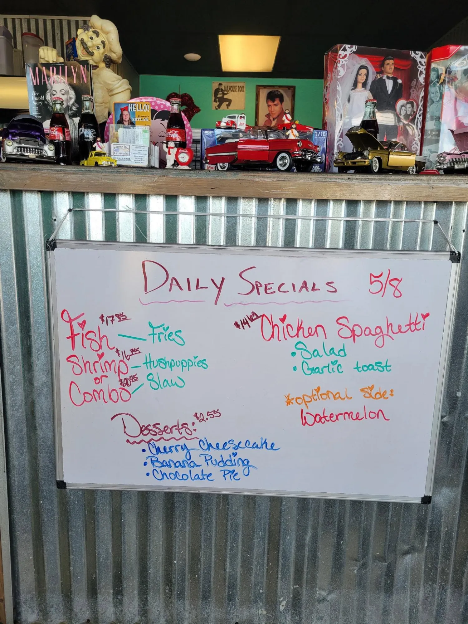 Lizzy's daily specials whiteboard